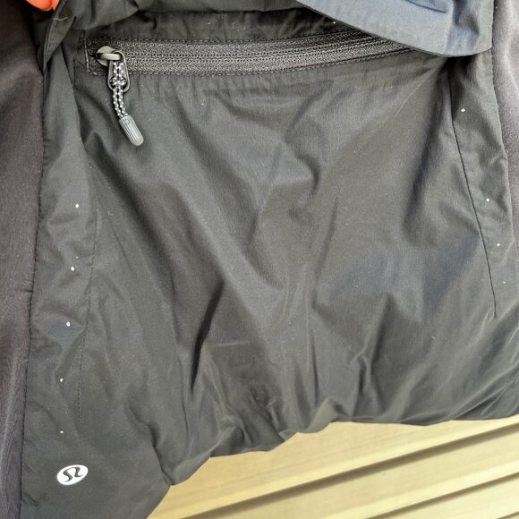 Lululemon Run For Cold Puffer Jacket Black PrimaLoft Insulated Full Zip Size 4 - Picture 5 of 9